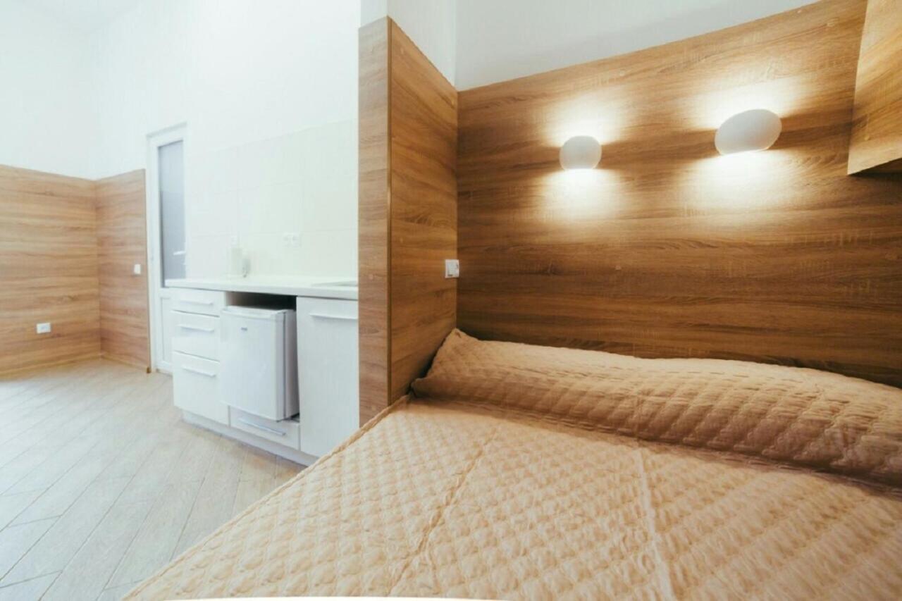 Apartment On Kulisha 29 -Mini Economy Apartments In The Central Part Of Lviv Exterior photo